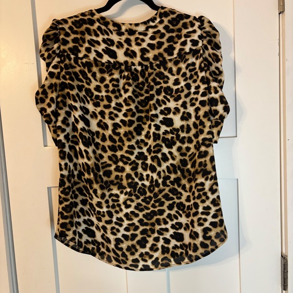 New York & Co Leopard Print Ruched Sleeve Button Up Blouse Tan Black Medium Y2K - Picture 7 of 10